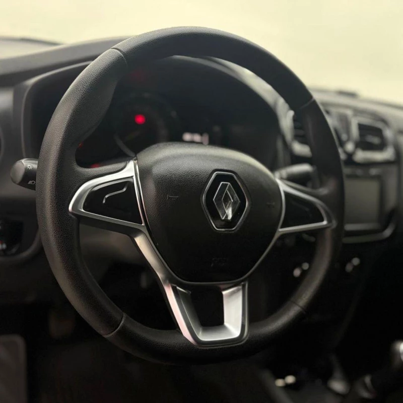 Foto 14: RENAULT LOGAN ZEN10MT 2022