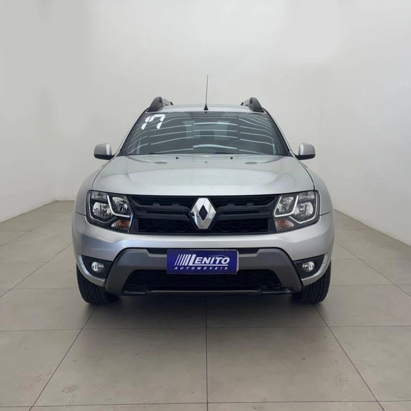 Foto 18: RENAULT DUSTER 20 D 4X2 2017