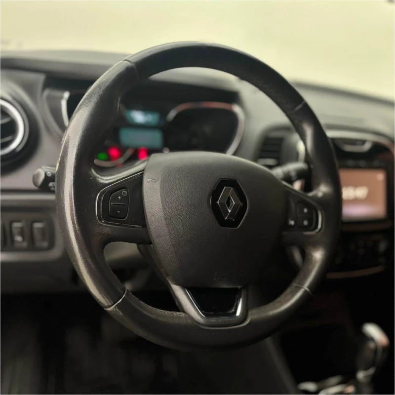 Foto 9: RENAULT CAPTUR INTEN 16A 2018