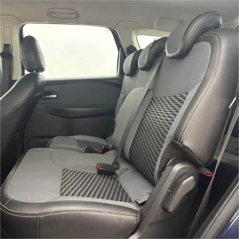 Foto 16: CHEVROLET SPIN 1.8L AT ACT7 2020