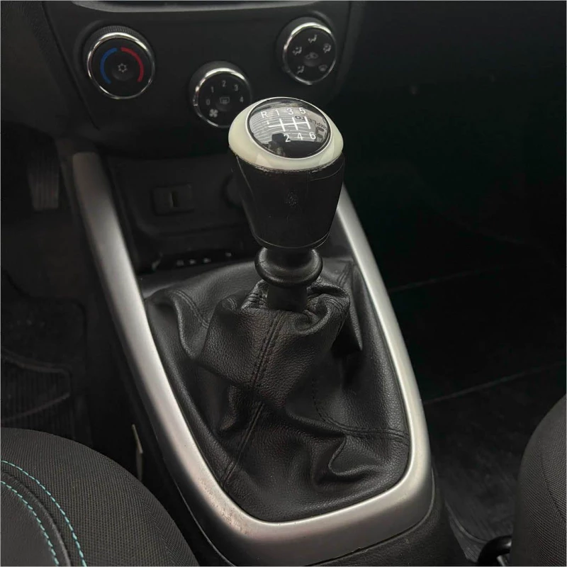 Foto 11: CHEVROLET ONIX 1.0MT LT 2019