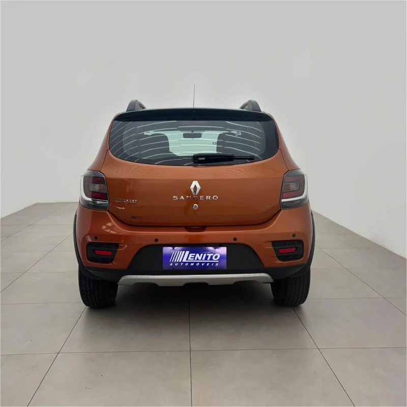 Foto 6: RENAULT SANDERO ST16 SCE 2018