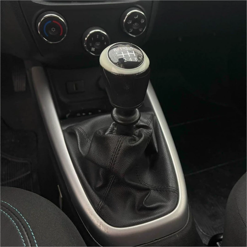 Foto 11: CHEVROLET ONIX 1.0MT LT 2019