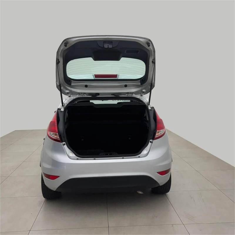 Foto 9: FORD FIESTA HA 1.6L SE 2015