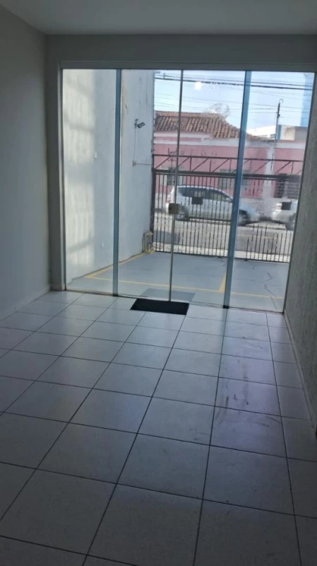 Foto 8: SALA COMERCIAL TERREA
