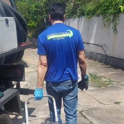 Foto Desentupidora Curitiba