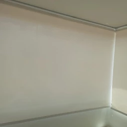 Foto Persianas rolo Blakaut   para quartos e sacadas 