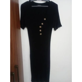 Foto Lindo vestido colado preto!!;)