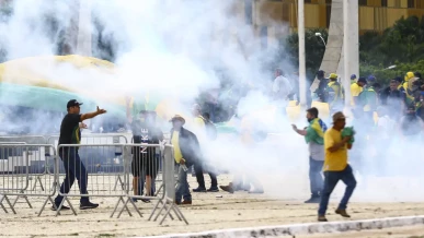 Foto: Organizações pela democracia dizem que denúncia expõe golpe no Brasil