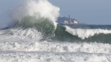 Foto: Rio de Janeiro tem previsão de ventos fortes e ressaca até domingo