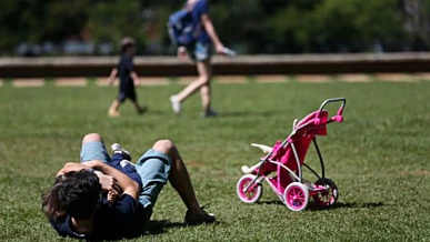 Foto: Licença-paternidade é avanço, mas ainda é desigual no cuidado infantil