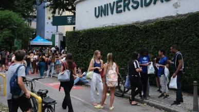 Foto: Enem 2025: candidatos fazem prova de matemática e ciências da natureza