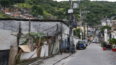 Foto: Dois em cada três habitantes de favela moram em vias sem árvores