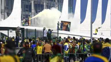 Foto: Câmara aprova projeto que reduz penas dos condenados pelo 8 de janeiro