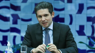 Foto: Motta alega questão de segurança para expulsar jornalistas de plenário