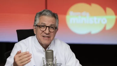 Foto: “Estamos vencendo essa batalha”, diz Padilha sobre vacinação