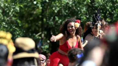 Foto: PM de SP terá esquema de atendimento especial a mulheres no Carnaval