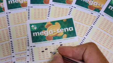 Foto: Mega-Sena acumula e prêmio vai a R$ 105 milhões