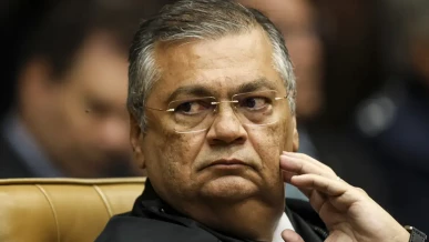 Foto: Dino libera exibição de documentário sobre grupo Arautos do Evangelho