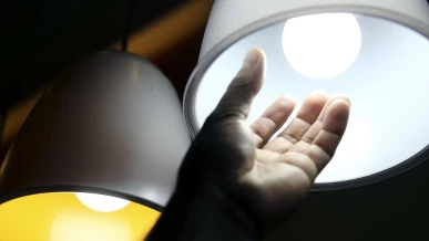 Foto: Aneel aprova R$ 5,5 bi para reduzir conta de luz em 22 distribuidoras