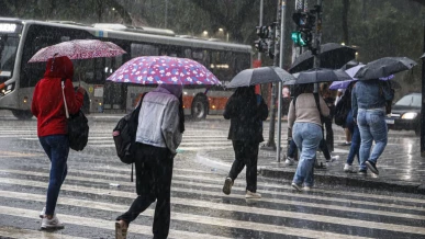 Foto: Norte e Sudeste devem começar semana com chuva forte, prevê Inmet
