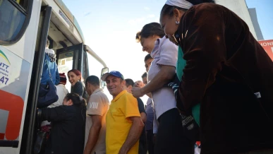 Foto: Rodoviários do Rio decidem suspender greve e ônibus voltam a circular