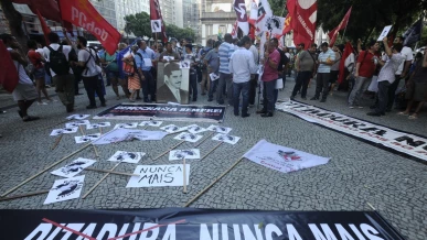 Foto: Estado pede desculpas por desaparecimento de aluno da UnB na ditadura