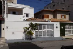 SOBRADO À VENDA 260m² DE TERRENO BAIRRO RESIDENCIAL BOSQUE FLAMBOYANT