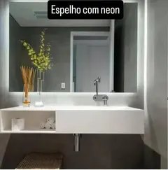 Espelho com Neon