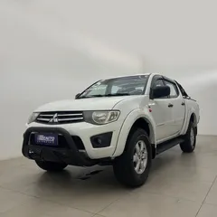 MITSUBISHI L200 TRITON 2.4 HLS 2015