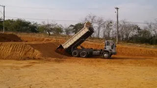 Taubaterra - Terraplanagem e Demolição, foto 1