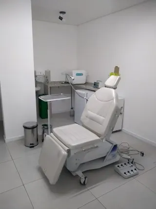 Dra Andrea Pereira Dermatologista, foto 4