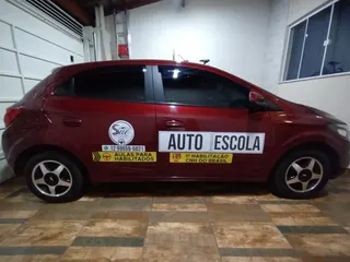 Sue Instrutora de Trânsito, foto 1