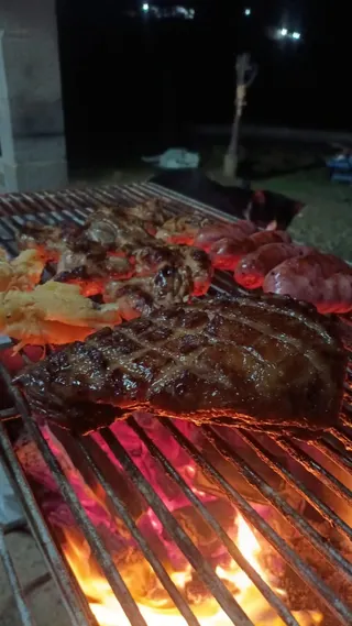 Cristiano Teixeira O Gordo Assador Buffet Rústico, foto 1