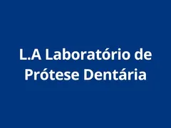Logo da L.A Laboratório de Prótese Dentária