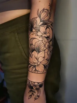 Tati Laukaz Especialista em Tatuagens Femininas desde 2009, foto 3