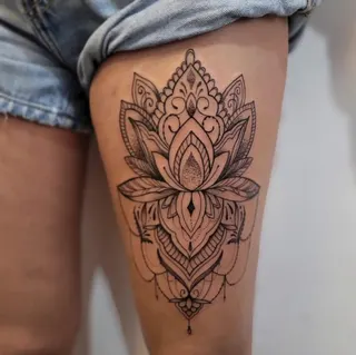 Tati Laukaz Especialista em Tatuagens Femininas desde 2009, foto 5