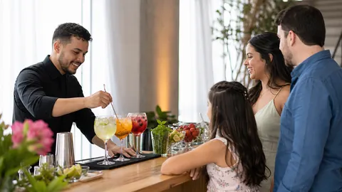 Bartender profissional: o que saber antes de contratar em Curitiba