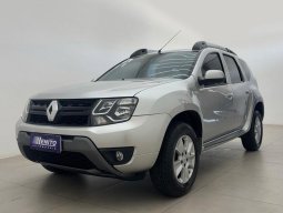 Foto RENAULT DUSTER 20 D 4X2 2017